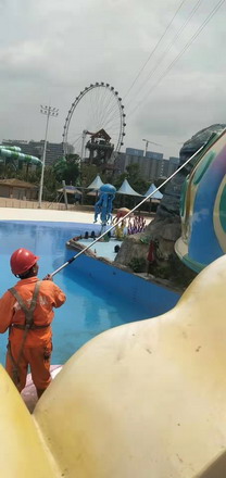 游樂場(chǎng)清洗